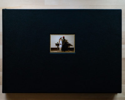 Wedding Album in Onyx Micro (Faux) Leather - 14x10 Album with Std Picture Motif & Gold Backing